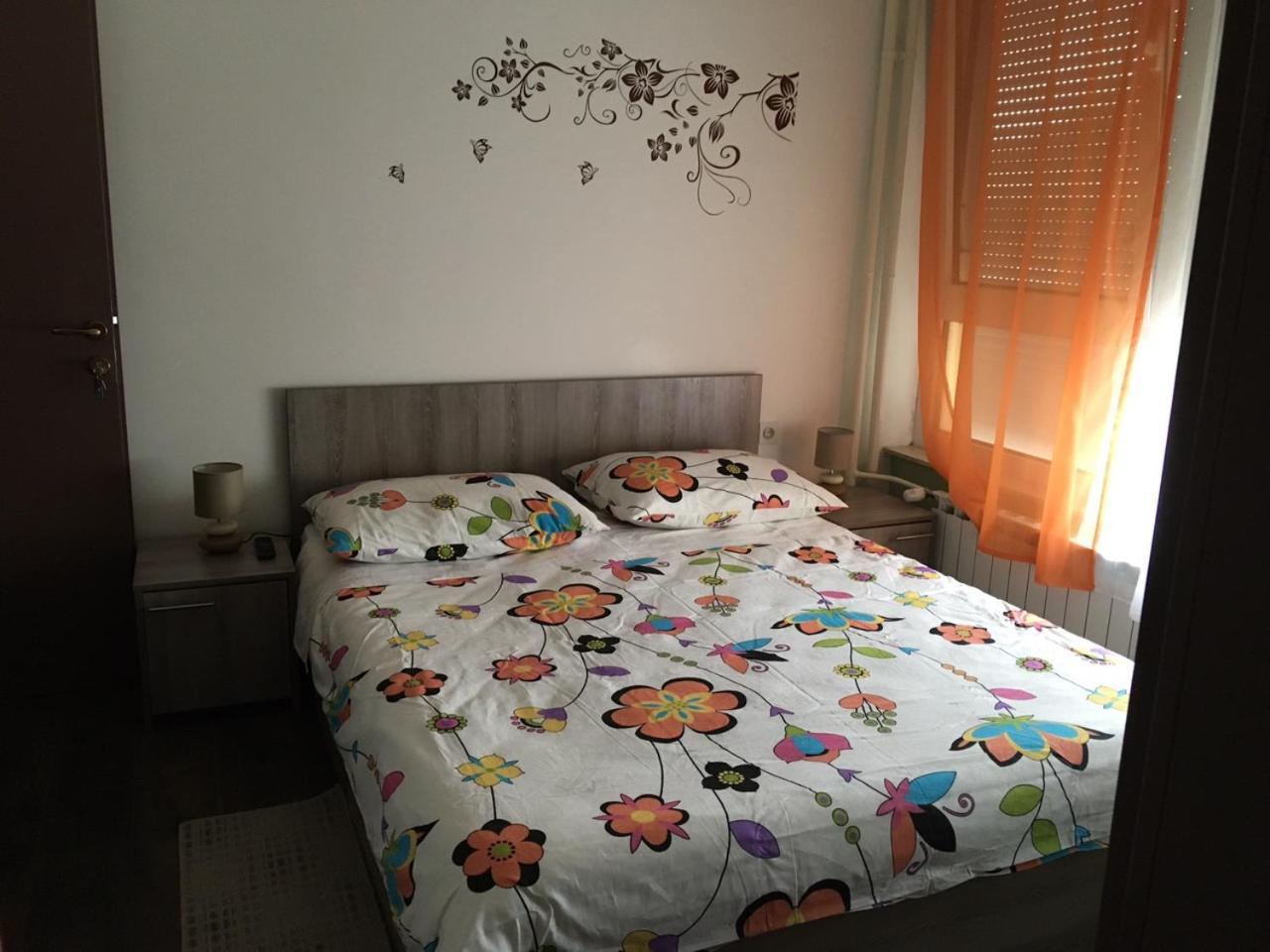 Apartments Mikulic 扎达尔 外观 照片