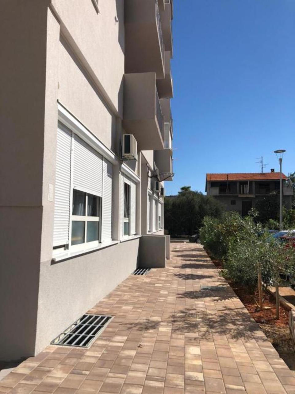Apartments Mikulic 扎达尔 外观 照片